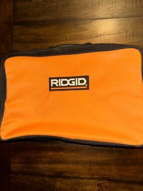RIDGID Soft-Sided Zippered Tool Storage Bag (Medium)